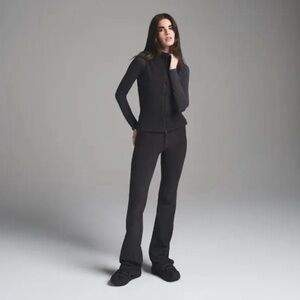 NWT SKIMS Black Outdoor Fleece pant